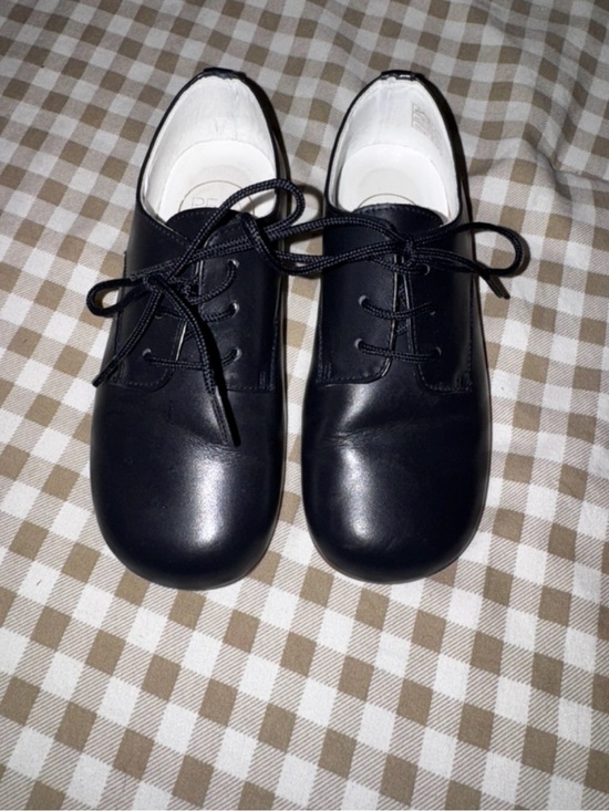 Pepa London Other - Pepa & Co London navy dress shoes